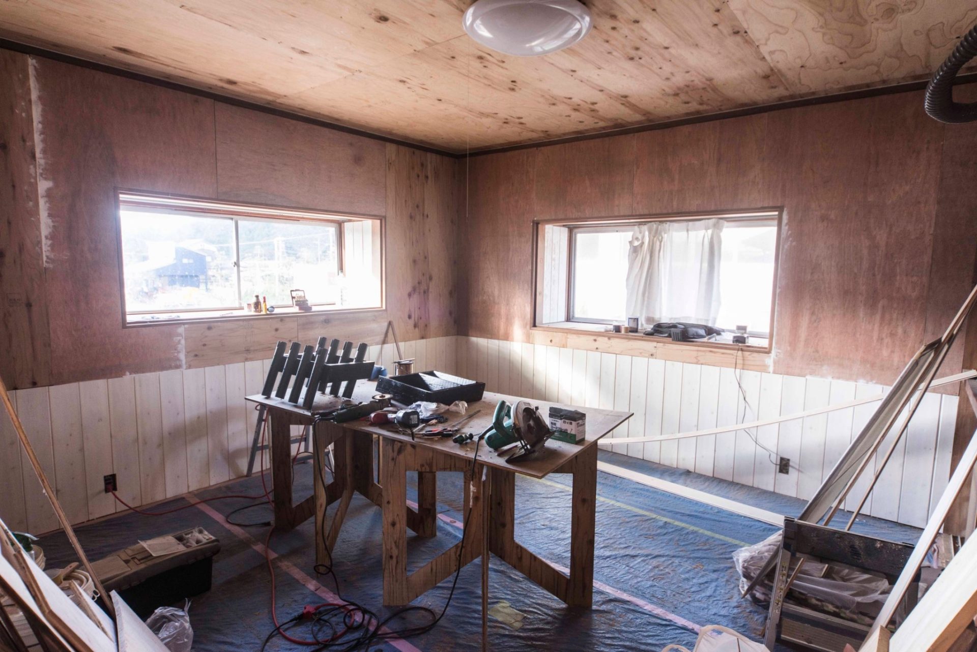 取材時DIY中だった2階の一室も…